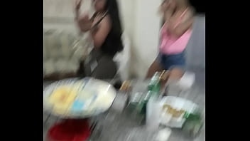 Preview 3 of Anal Prisoner Of War - Curtindo com Birele Pocahontas e sua amiga Funkeira e o lutador de MMA Allan Guerra Gomes