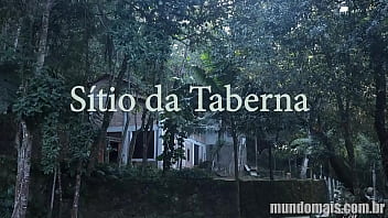 Preview 1 of Shkira Porn - Homens do campo,  lindos e dotados transam muito para passar o tempo.