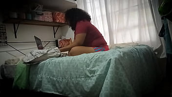 Preview 4 of Uovbfupdt - Mi esposa se graba con celular en el cuarto es muy caliente y de gran culo