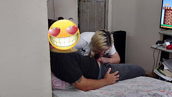 Preview 3 of Mi Prima Da Su Primer Anal - Colegial fode com padrasto nas costas da mam&atilde_e