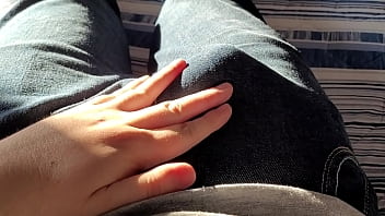 Preview 1 of School Girl Full Sex Video - Pau Perfeito com Tes&atilde_o Tomando Sol | Cumshot | POV | ASMR #4