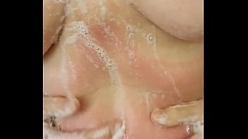 Preview 3 of Bbw Mom More Bbc - beim Duschen