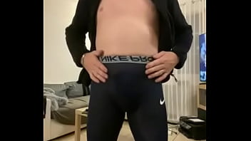 Preview 4 of Video 6neck96mobi - Mes legging sexy