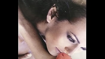 Preview 3 of Dani Daniels Cumming - frotando mi verga en sus labios