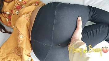Preview 1 of Asian Girll With Giant - Failed Anal Sex With 20 Year Old Step Sister.