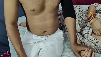 Preview 1 of Pinay Ten Sex Scandal - Fucking Desi horny Bhabhi at home by her best friend in doggy style !