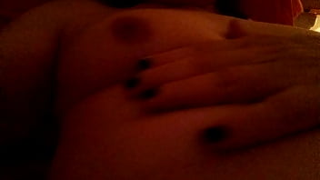 Preview 4 of Japani Pee - Mis Teticas