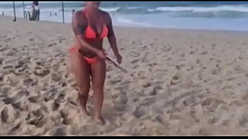 Preview 1 of Brazilian Huge Ass - Oral acrobatico? Temos!