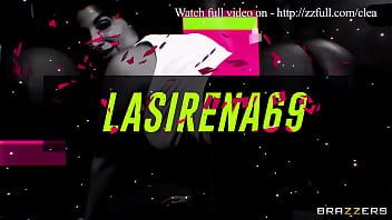 Preview 4 of Seachinde Xx - Cross Training with LaSirena / Brazzers  / download full from http://zzfull.com/clea