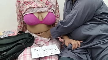 Preview 1 of Karten Xxx Vp - Desi Pakistani Big Ass Student Girl Having Sex With Her Stepbrother