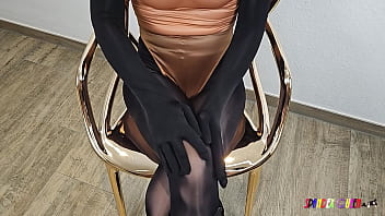 Preview 1 of Xxx Mp4 Pakistan 2017 - SpandexQueen comes twice in her black nylon leggings   body and gets a huge load on her pussy