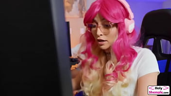 Preview 1 of Gujrati Sexi Desi Vidyo - Busty gamer tgirl Aubrey Kate barebacked
