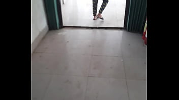 Preview 4 of Stepmom Travels Home - quay l&eacute_n chuẩn bị v&agrave_o ph&ograve_ng đụ chị u40 gi&aacute_ 200k h&ocirc_m nay cu được sướng với lồn thật