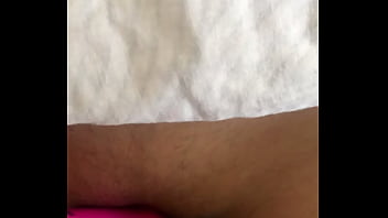 Preview 1 of Brazzescom Longs - Casada se masturbando sentada na cadeira