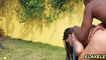 Preview 4 of Dog Fuck School Girl - PEGUEI MULHER E MARIDO karen oliver e jefao NO MESMO DIA NA CHACARA E O CORNO NEM PERCEBEU.......