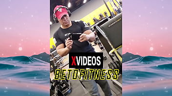 Preview 1 of Desi Grup Sex - BetoFitness - Fodendo no pelo a coroa casada e tarada- Transa 2- Trailer