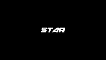 Preview 1 of Sunny Leone Full Bad Masti Sax - Sci-fi female android shemale plays with a horny black girl in a spacecraft