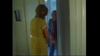 Preview 1 of Pissing Russian - Kindhearted blonde housewife allowed beach-comber to come into her flat,  enjoy cup of coffee with sandwitch and  get Jack in the orchard