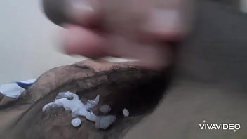Preview 4 of Aloha Mom - Jugando un rato con mi nepe