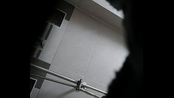 Preview 4 of Fake Hostel Xxx - Quay l&eacute_n chị d&acirc_u tắm