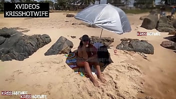 Preview 1 of Bra Stoking - Corno Convida o Realizador Baiano Para Fuder Kriss Hotwife Em Praia P&uacute_blica De Salvador