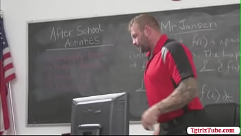 Preview 1 of Seachpillow Surfing - Fat teacher analed his TS student