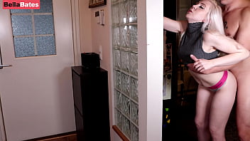 Preview 1 of New Xxxsex Video Big Size Cook - Pizza Delivery Guy Cums In Wife&#039_s Pussy - Cuckold Husband Watches When Wife Pays Pizza