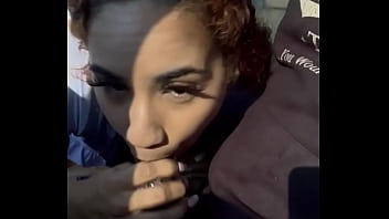 Preview 2 of Julia Roberts Look Alike Porno - She was short on her Uber ride so she had to pay with that mouth