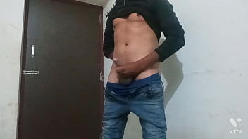 Preview 3 of Sanu Lion Xxx 2018 - Ansh dev dick flash on class room.