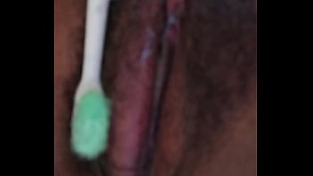 Preview 3 of Indo Beauty Hoyt - hairy latina playing with vibrating tooth brush p 2