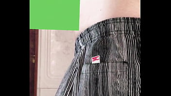 Preview 2 of Sex Xnxx Naw - Tirando short