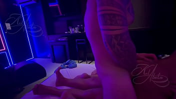 Preview 4 of Anna Ts - Levamos a mulher do corno no motel e fodemos ela de todo jeito,  metemos dois paus na buceta dela e filmamos para mandar pra ele!!