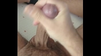 Preview 1 of Janda Tua Indo Ngentot - Solo masturbation and cumshot