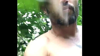 Preview 4 of Old Mann Xnxx - Passando Bronzeador no lutador de MMA Allan Guerra Gomes Chuva de prata na praia