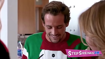 Preview 2 of Madre E Hijo Incesincesto - StepSiblings3x.com - They play with some mistletoe before going down to kiss some more intimate parts of his body.