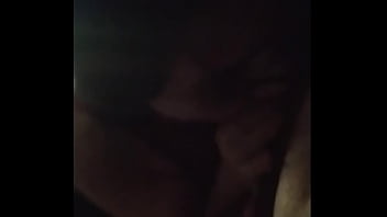 Preview 3 of Russian Milf 3 - O corno n&atilde_o esta dando conta,  ela veio pedir ajuda.