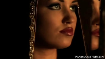 Preview 1 of Desi Bhabhi Fingring Xxx - Feeling Her Sexiness In The Indian Evening When Being Alone