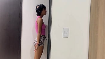 Preview 1 of Sophie Dee Humiliate - hermanastro me prestas tu tarjeta de cr&eacute_dito? te la chupare muy rico.