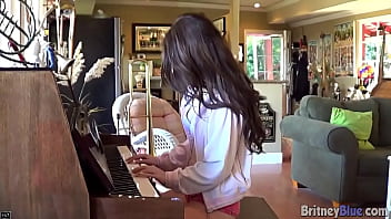 Preview 1 of Watersport Wives - Britney Blue Play Piano and Masturbates