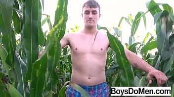 Preview 1 of Xxx Hot Picher On - Nature brings out the best in us!