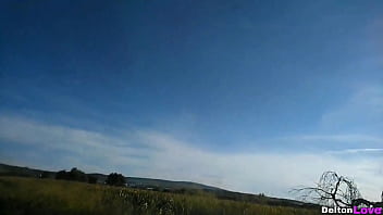Preview 3 of Tall Eomen - Salida en bici con mi novia se sale de control,  se empieza a desnudar y me la termin&oacute_ cogiendo
