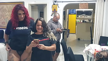 Preview 3 of Dahysamita Periscope - Atrizes Safadas trocam tatuagem por sexo . Paty bumbum e Melissa Devassa Alem&atilde_o Tatuador . Alem&atilde_o Tatuador  - Paty Bumbum  - Melissa Devassa