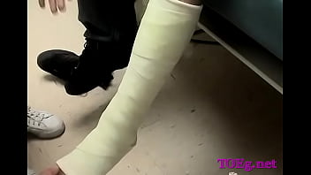 Preview 4 of Enca Porn - Homosexual foot fetish at home