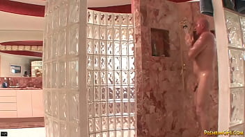 Preview 1 of Big Blek De Cook - Blonde Horny Babe get caught after having a shower wants to fucked.