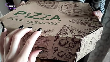 Preview 1 of Dorton Sex - The courier took the wrong pizza and decided to offer a dick to make up