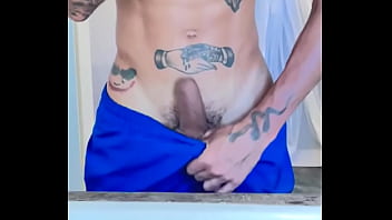 Preview 4 of Porimony Pussy - alguma m&atilde_o amiga na Bahia?