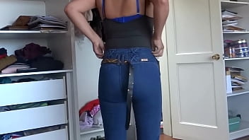 Preview 1 of Lauro Gioto - Latina mom shows off her beautiful ass with jean and no jean before getting fucked