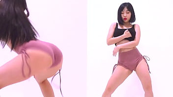 Preview 4 of 2018 Sexsexxvxv - Ari &amp_ MiU Ass-Dessert