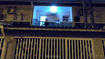 Preview 3 of Pascalsubslut Choked - Novinha Casada &eacute_ Flagrada Fodendo com o Amante na Varanda de Casa! (CAIU NA NET)