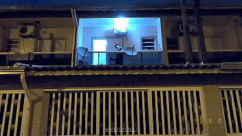 Preview 1 of Pascalsubslut Choked - Novinha Casada &eacute_ Flagrada Fodendo com o Amante na Varanda de Casa! (CAIU NA NET)